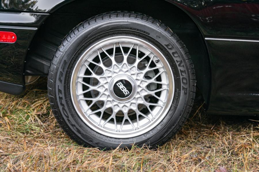 Колеса Mazda Miata Limited Edition (NA) 1993 года  (фото 47 из 121)